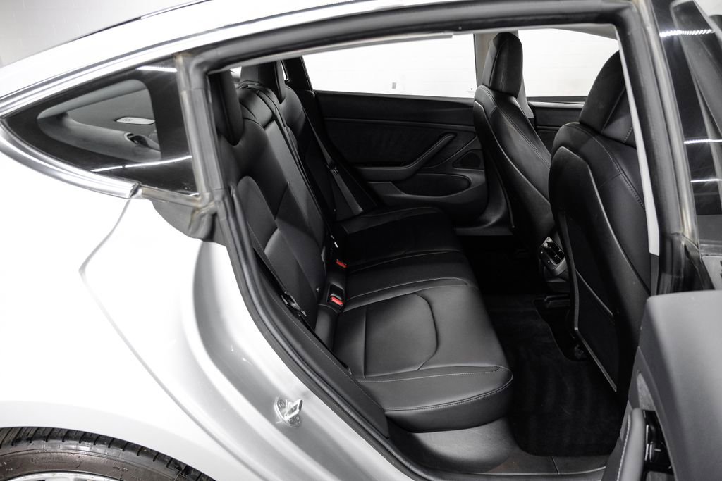 Used 2018 Tesla Model 3 Mid Range image 41