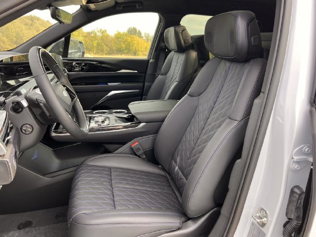 New 2026 Cadillac Escalade IQL Sport 1 AWD/4WD image 12
