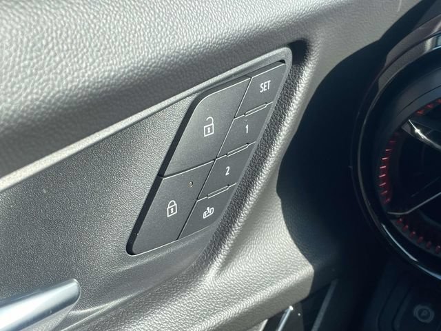 New 2027 Chevrolet Equinox RS w/ Convenience Package III FWD image 19