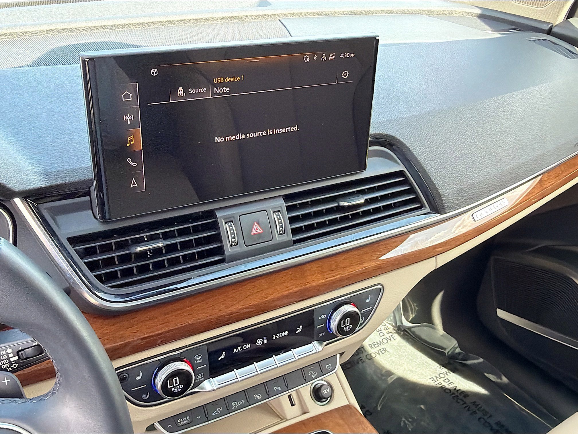 Used 2023 Audi Q5 e Prestige w/ Prestige Package AWD/4WD image 27