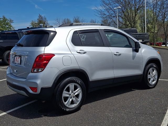 Certified 2022 Chevrolet Trax LT w/ LT Convenience Package AWD/4WD image 6
