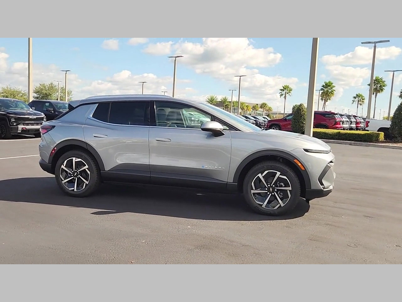 New 2026 Chevrolet Equinox EV LT image 24