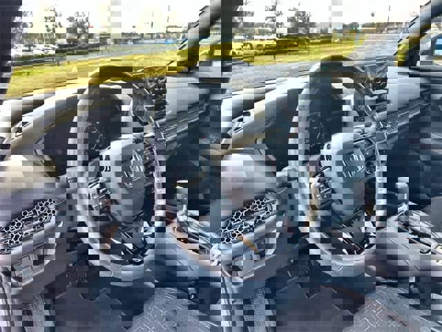 Used 2024 Honda HR-V Sport image 15