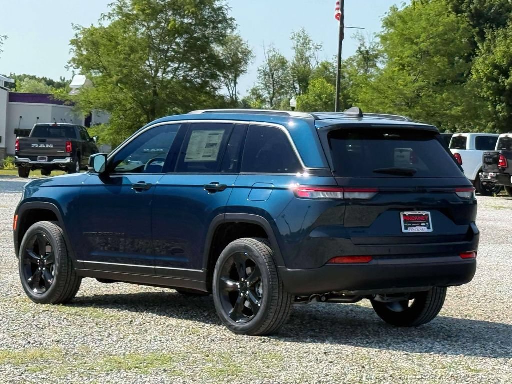 New 2026 Jeep Grand Cherokee Limited w/ Limited Altitude Package AWD/4WD image 7