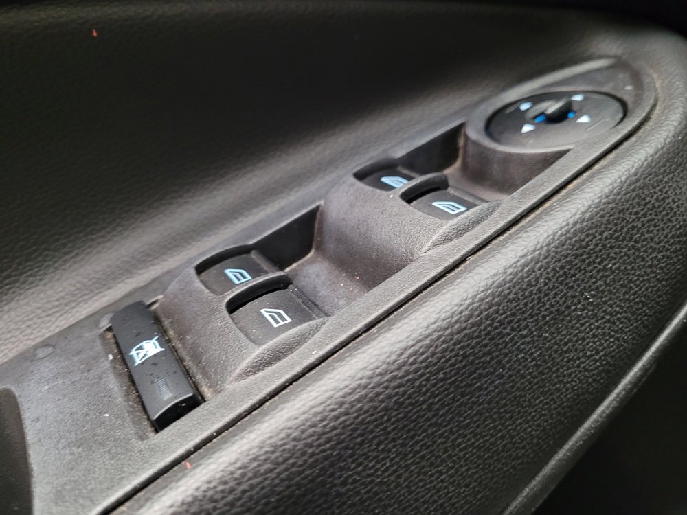 Used 2018 Ford Escape SE FWD image 27