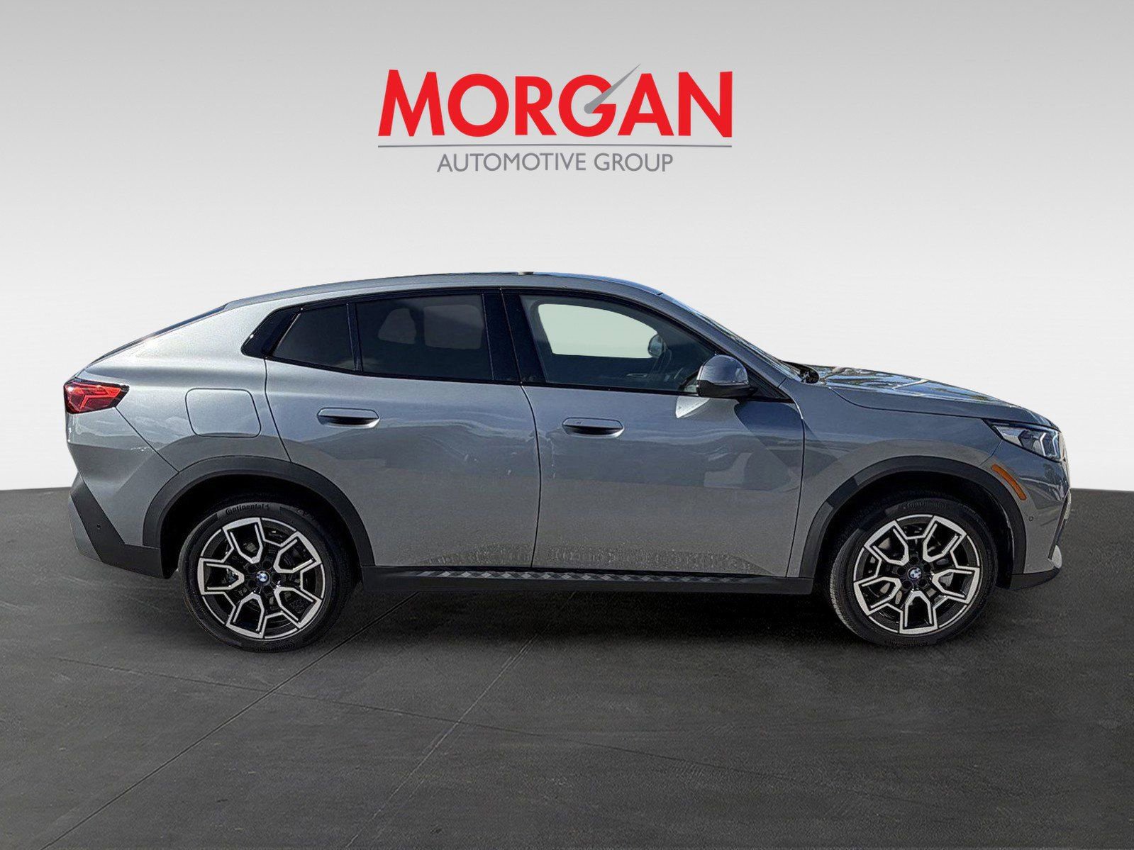 Certified 2025 BMW X2 xDrive28i image 3