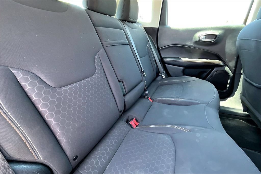 Used 2019 Jeep Compass Sport AWD/4WD image 25
