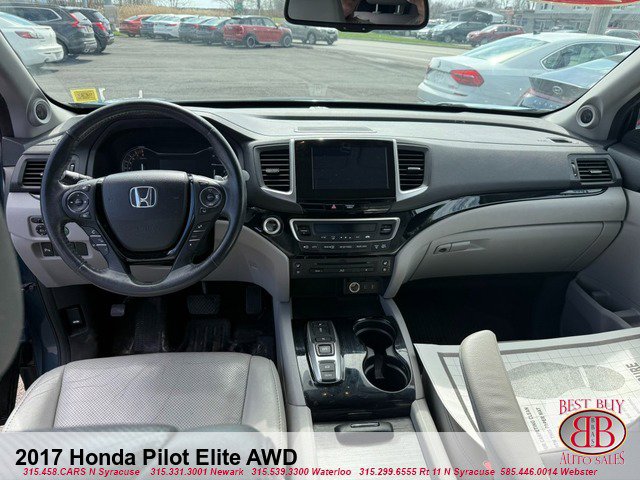 Used 2017 Honda Pilot Elite image 14