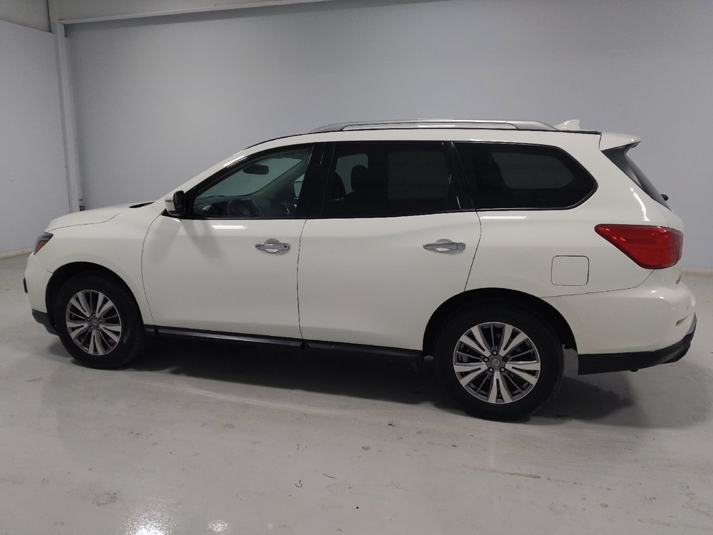 Used 2020 Nissan Pathfinder SV AWD/4WD image 3