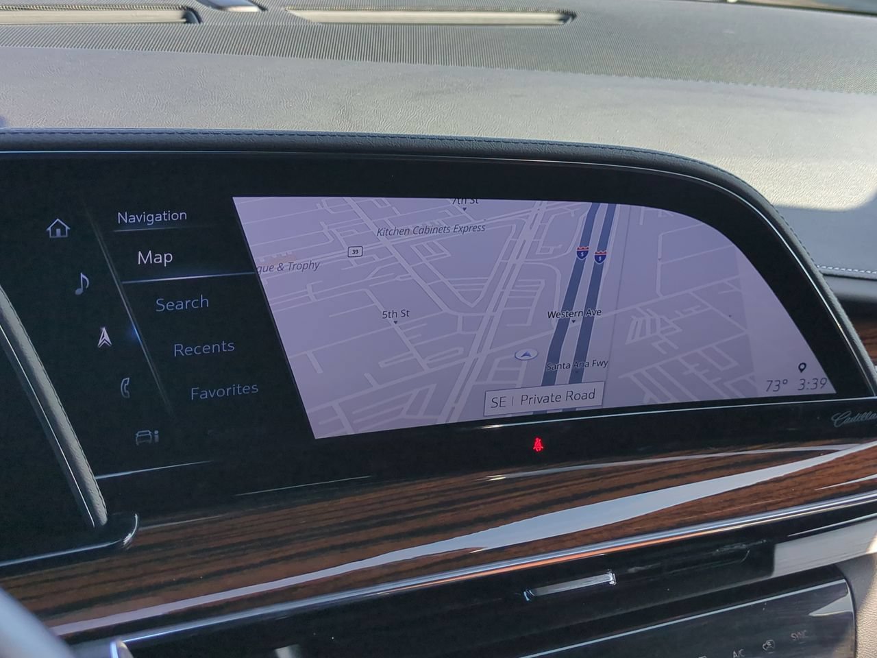 Used 2022 Cadillac Escalade Premium Luxury RWD image 14