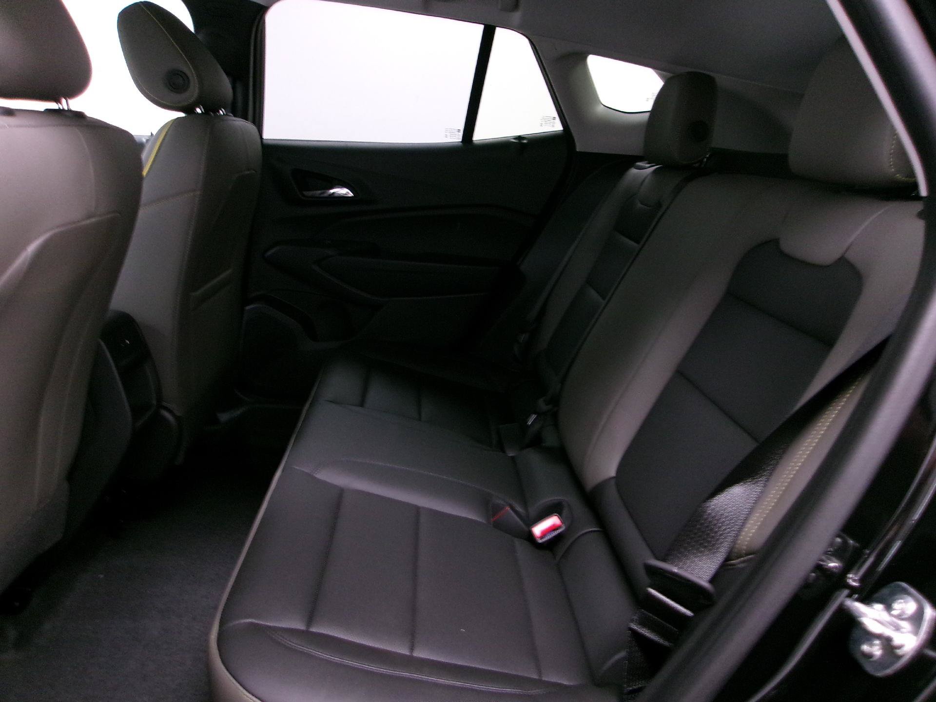 New 2026 Chevrolet Trax ACTIV w/ Driver Confidence Package FWD image 8