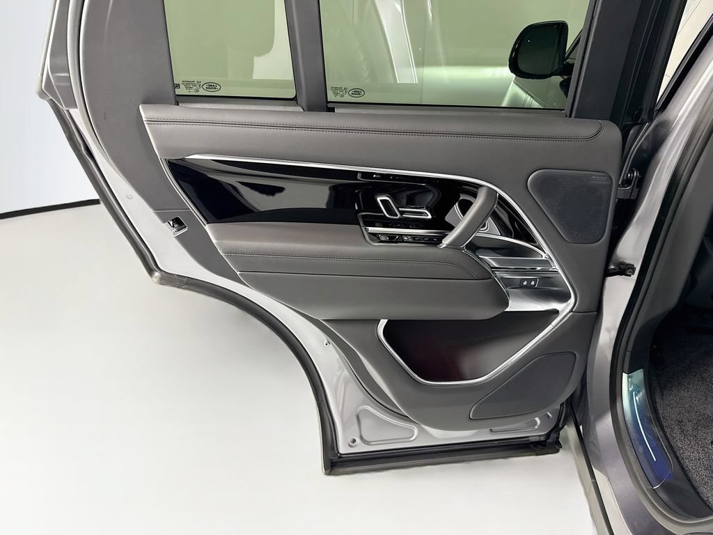New 2026 Land Rover Range Rover SE AWD/4WD image 27