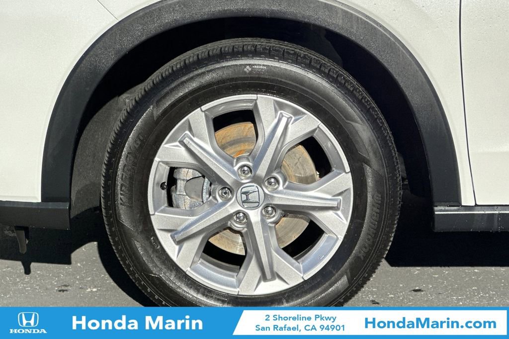 Certified 2025 Honda HR-V LX image 34