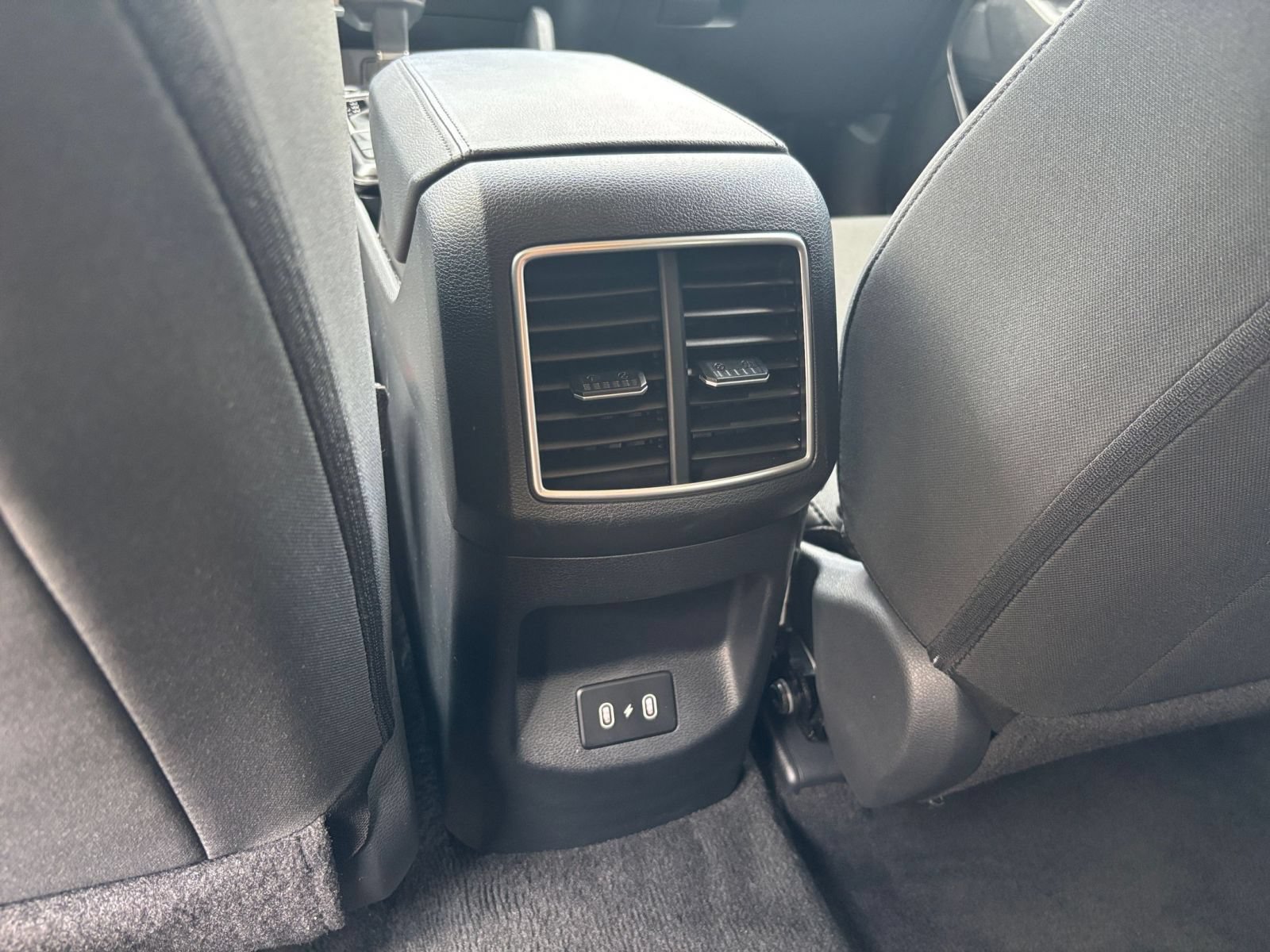 Used 2026 Kia Sportage LX FWD image 22