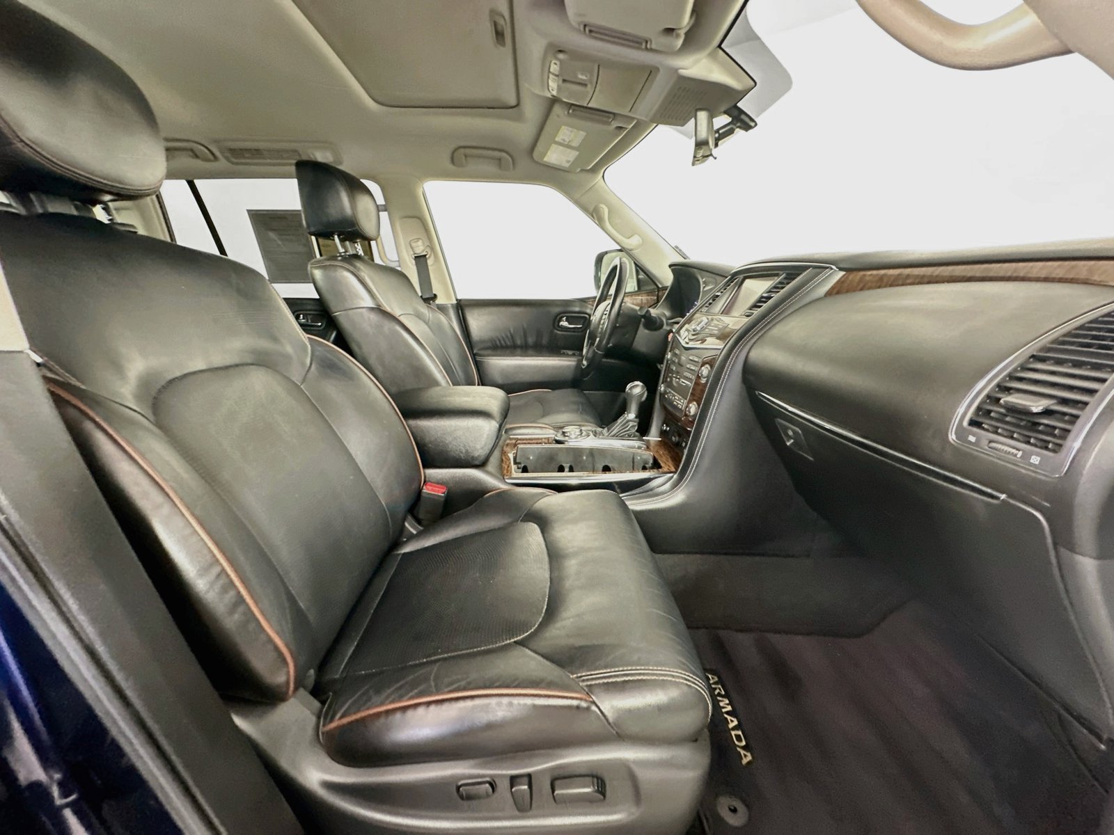 Used 2019 Nissan Armada Platinum w/ Captain's Chairs Package AWD/4WD image 29