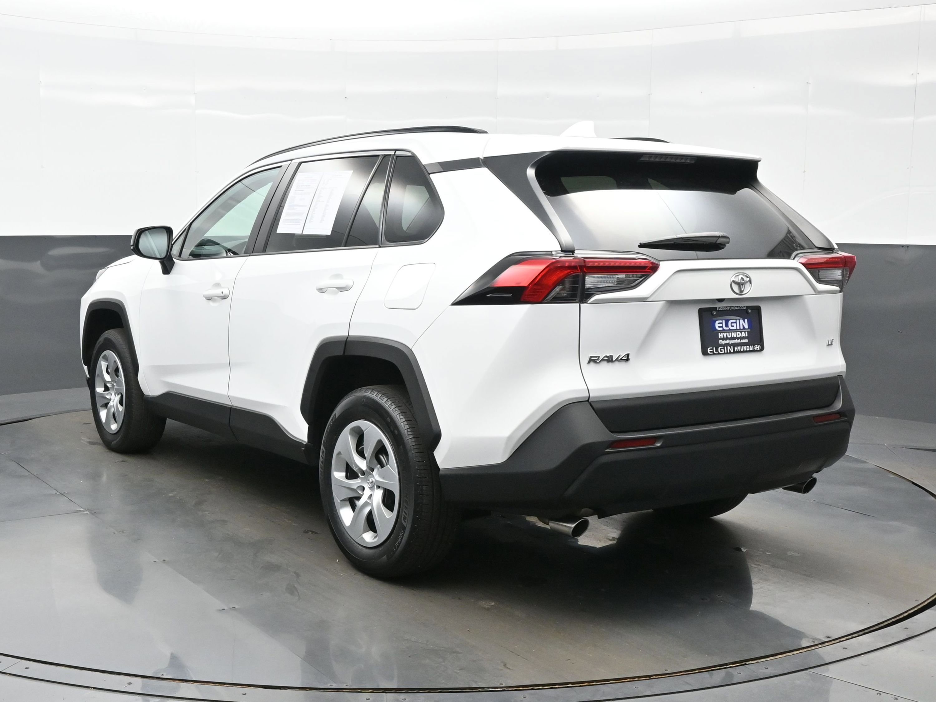 Used 2020 Toyota RAV4 LE w/ All Weather Liner Package FWD image 4