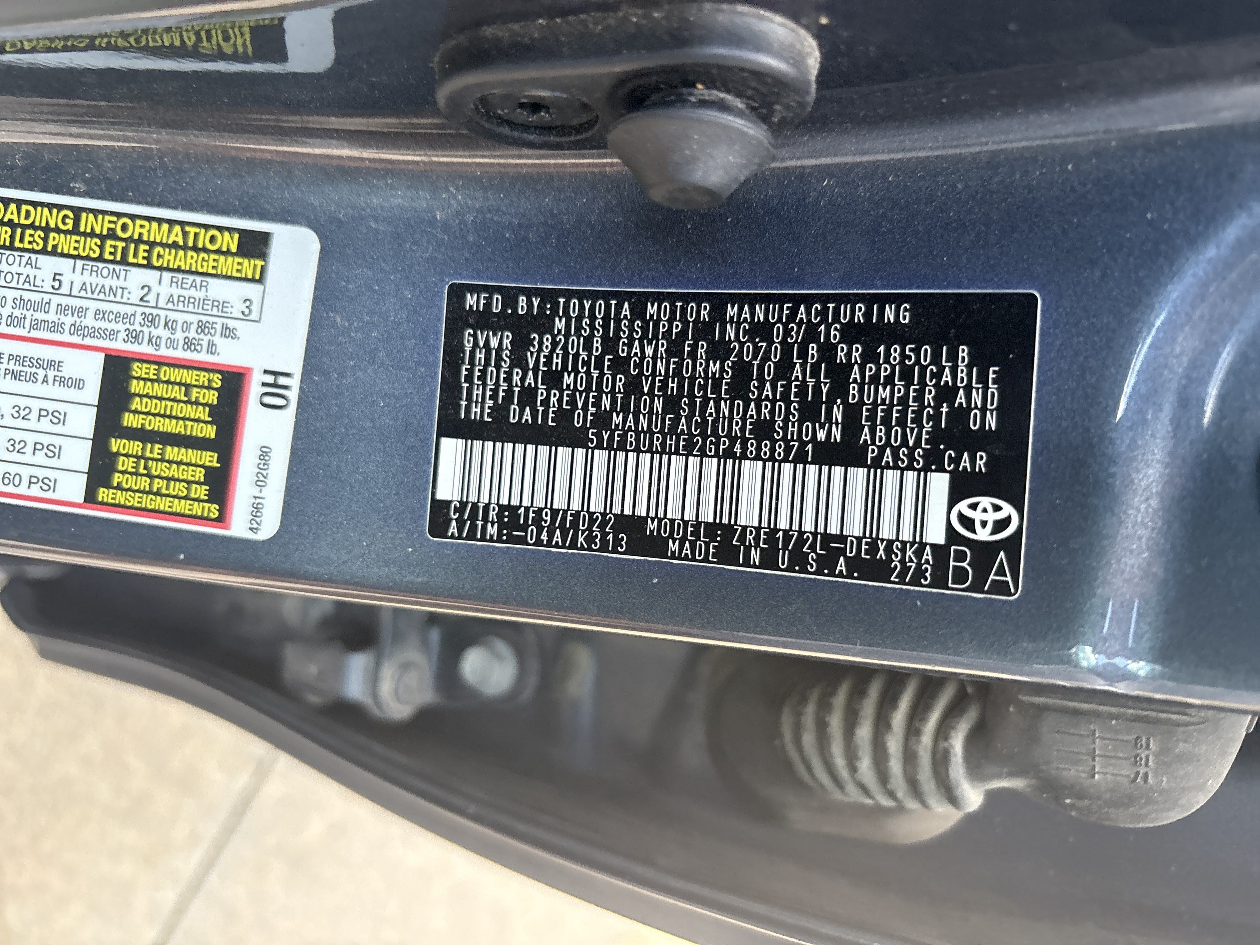 Used 2016 Toyota Corolla S w/ Body Protection Package #1 FWD image 33