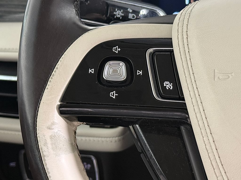 Used 2021 Lincoln Aviator Black Label AWD/4WD image 47