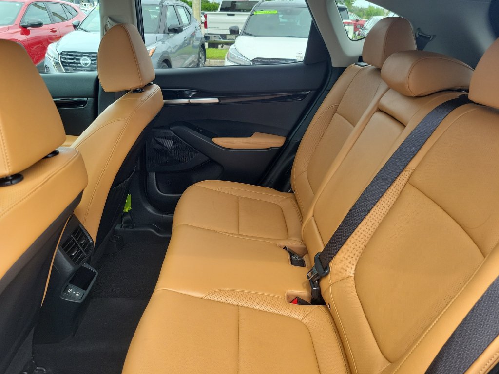 Used 2024 Kia Seltos EX AWD/4WD image 11