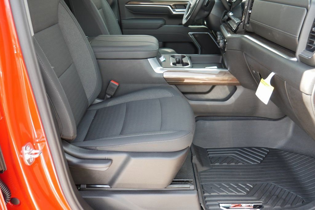 New 2026 Chevrolet Silverado 3500 LT image 22