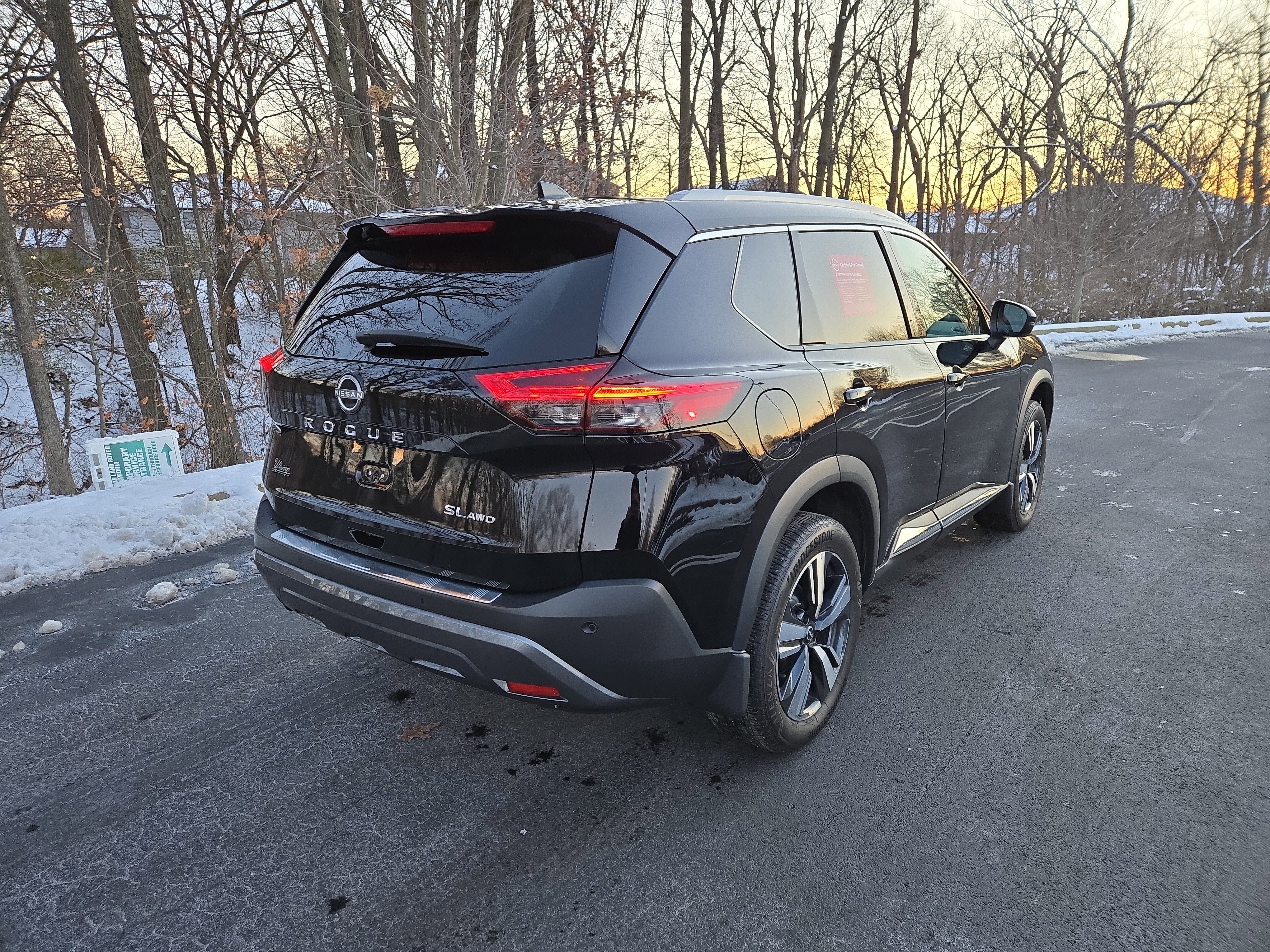 Certified 2023 Nissan Rogue SL image 4