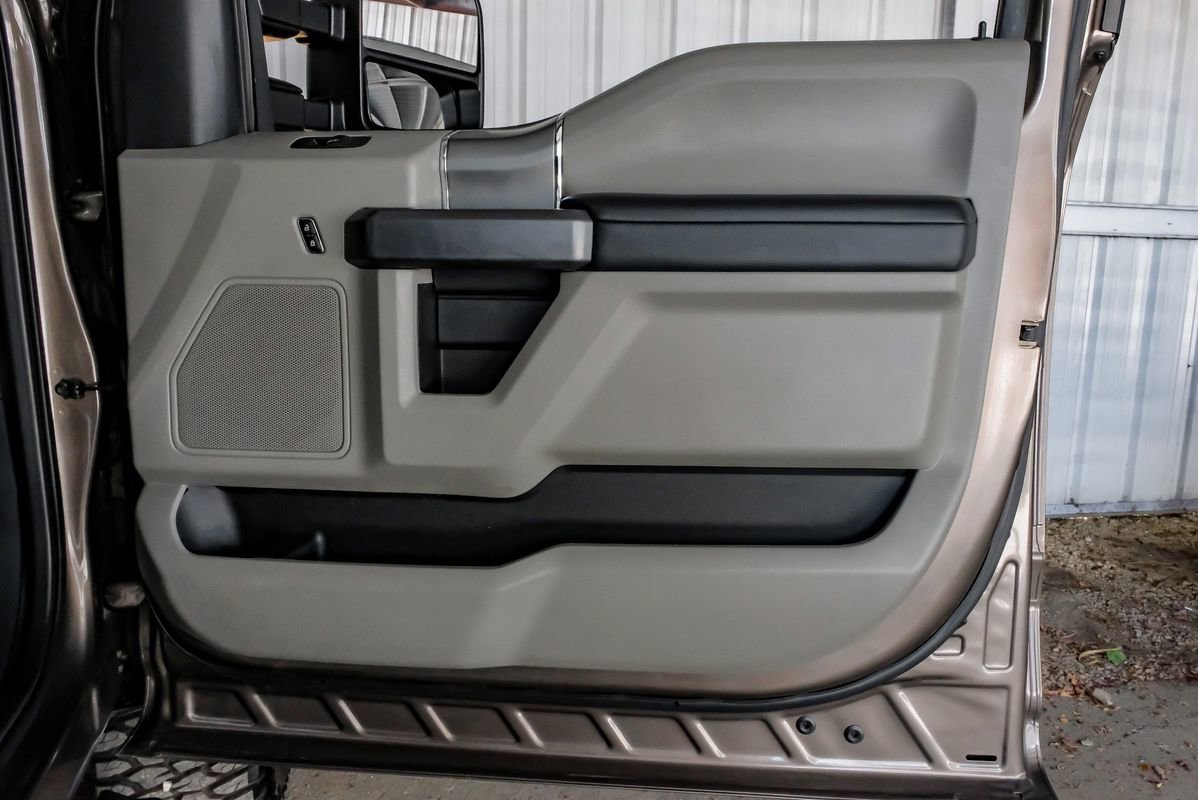 Used 2022 Ford F250 XLT w/ XLT Premium Package image 46