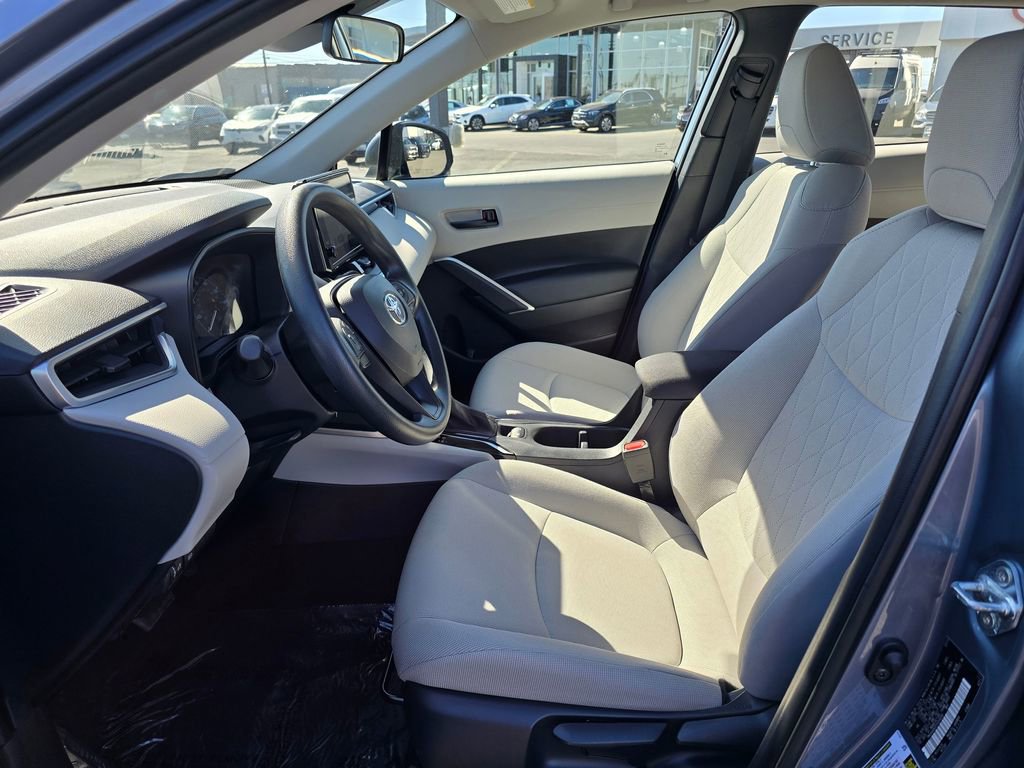 Used 2023 Toyota Corolla Cross L image 24
