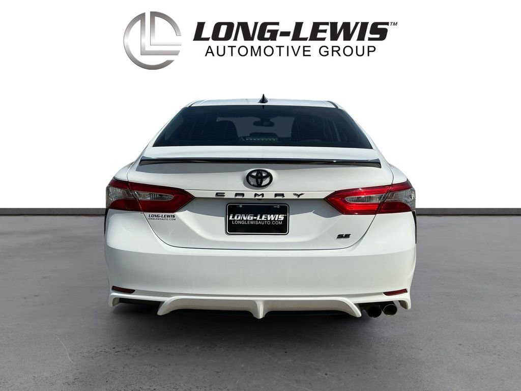 Used 2019 Toyota Camry SE image 5