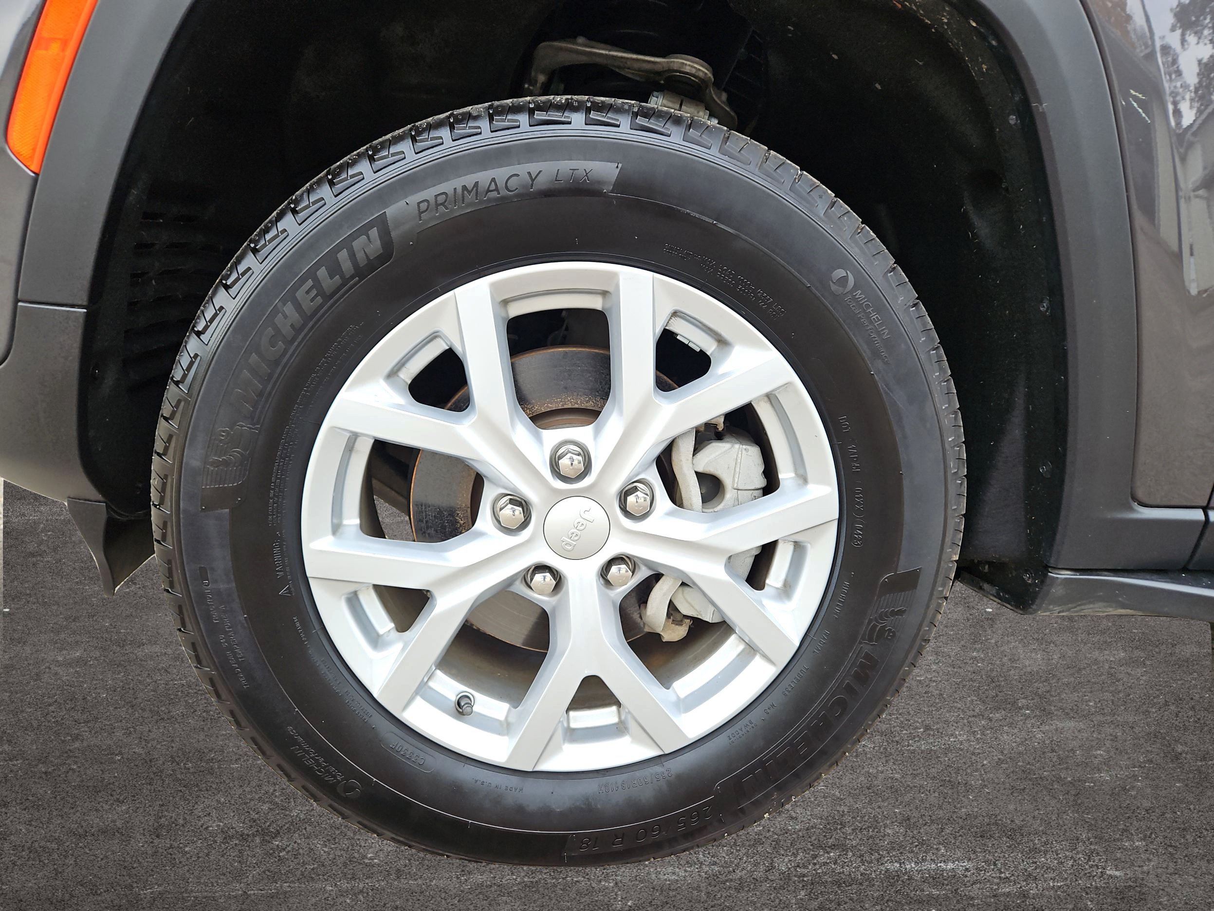 Used 2023 Jeep Grand Cherokee Limited RWD image 33