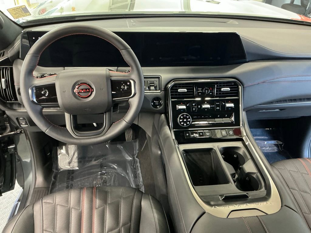 Used 2025 Nissan Armada PRO-4X image 14