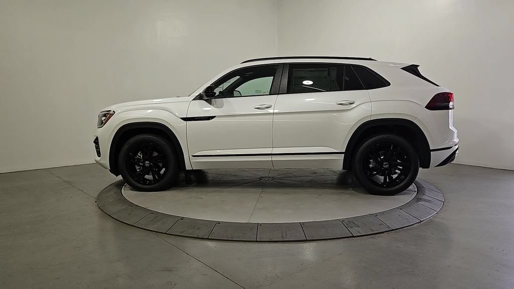New 2026 Volkswagen Atlas Cross Sport SEL R-Line AWD/4WD image 2