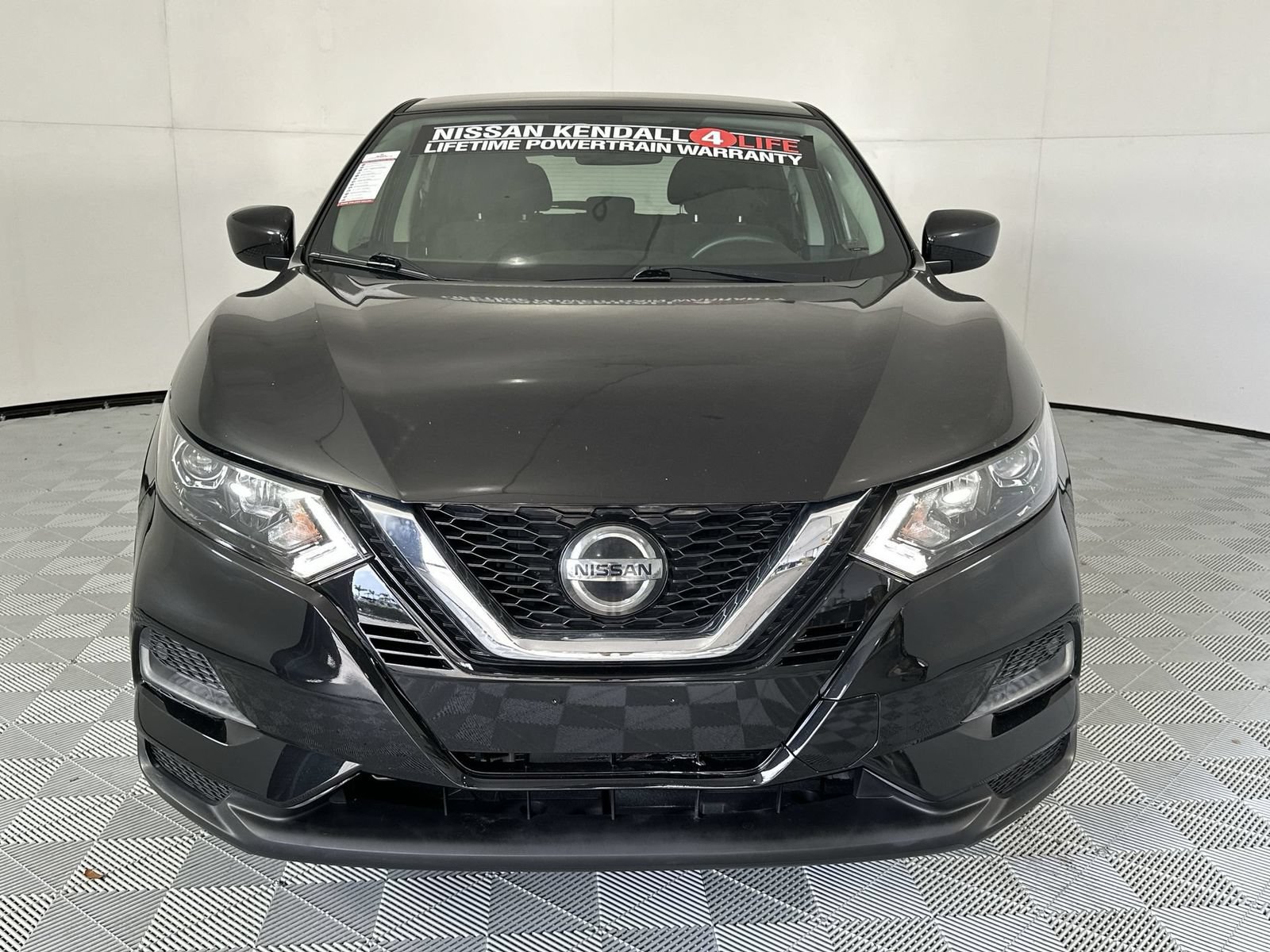 Used 2021 Nissan Rogue Sport S FWD image 3