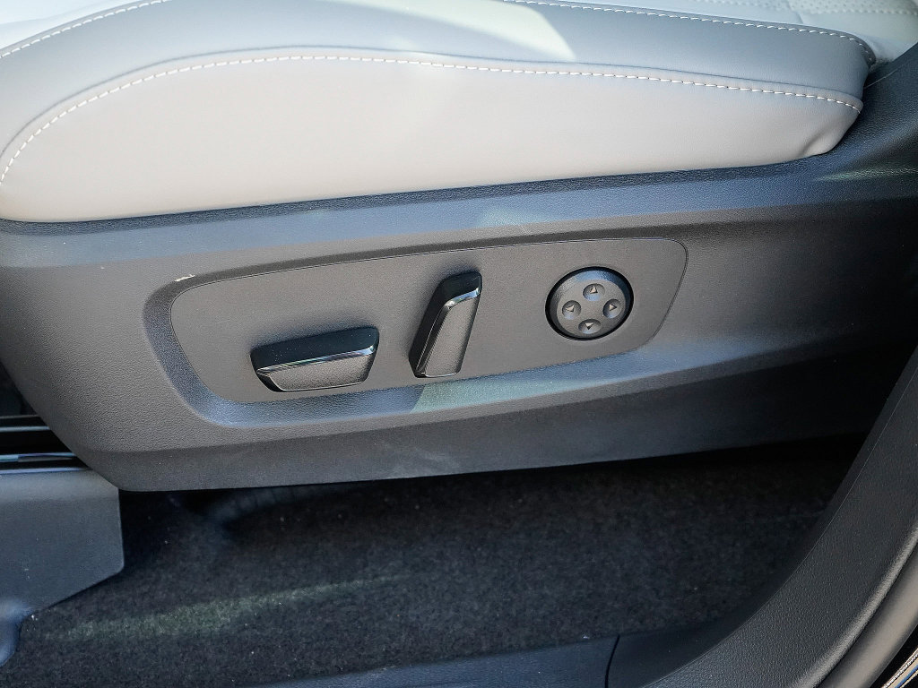 New 2026 INFINITI QX60 Luxe w/ Cargo Package image 25