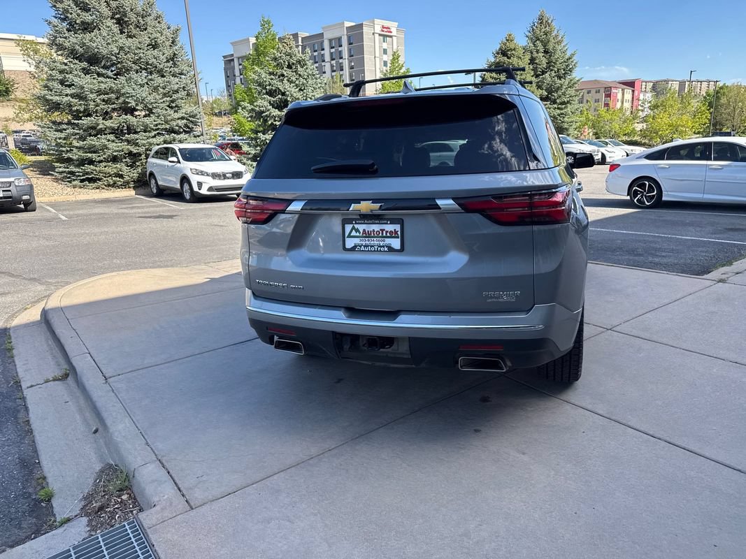 Used 2023 Chevrolet Traverse Premier AWD/4WD image 7