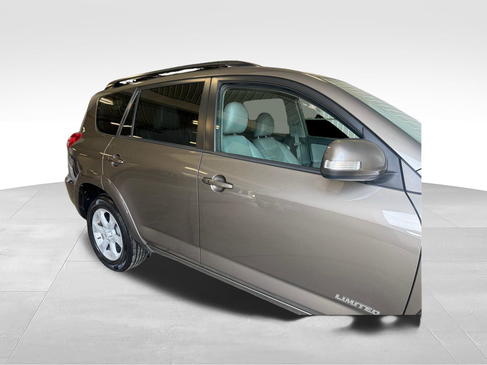 Used 2012 Toyota RAV4 Limited w/ Premium Plus Value Pkg AWD/4WD image 13