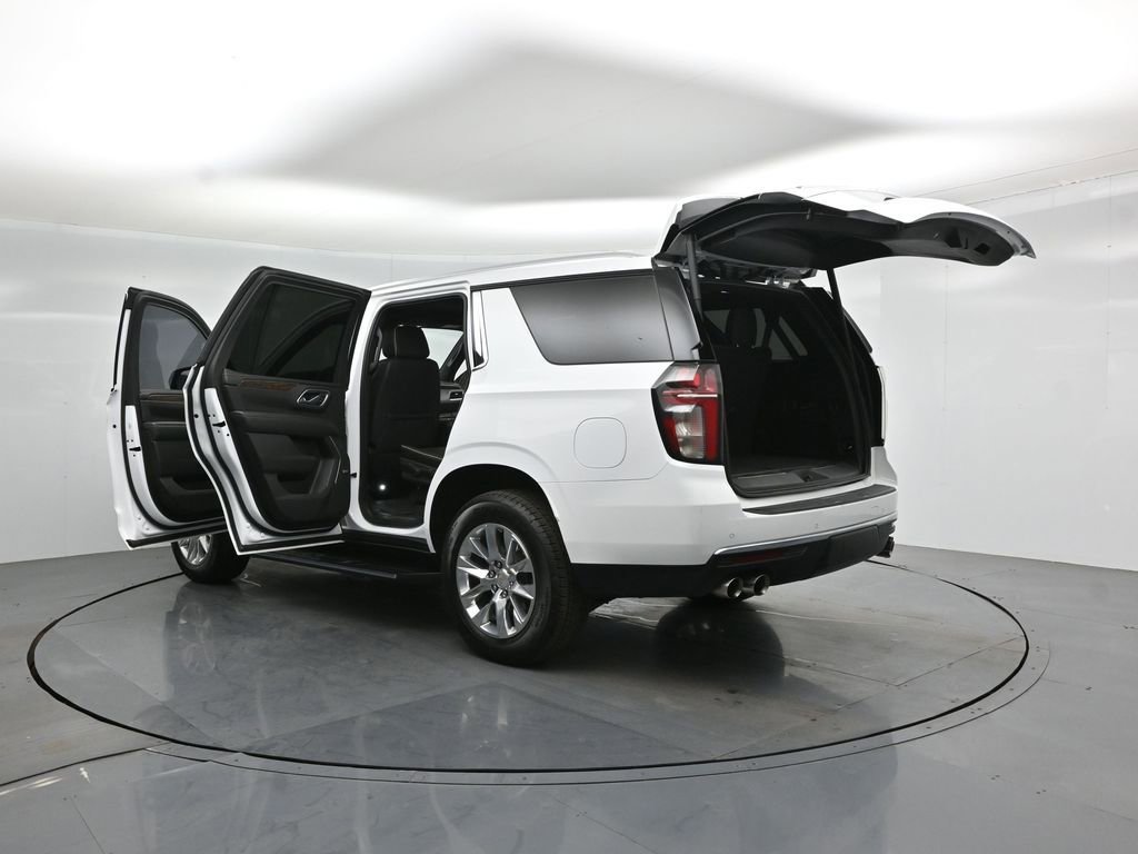 Used 2021 Chevrolet Tahoe Premier w/ Premium Package RWD image 39