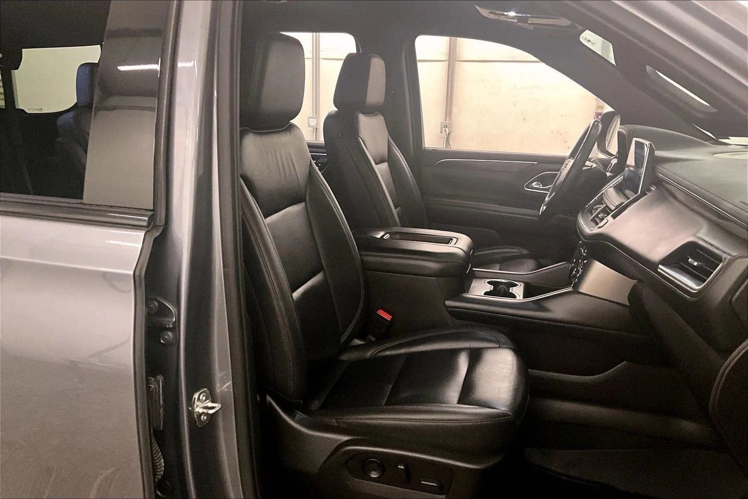 Used 2021 Chevrolet Tahoe Z71 image 7