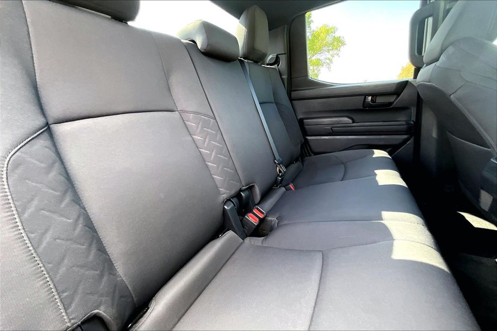 Used 2025 Toyota Tacoma SR5 AWD/4WD image 25
