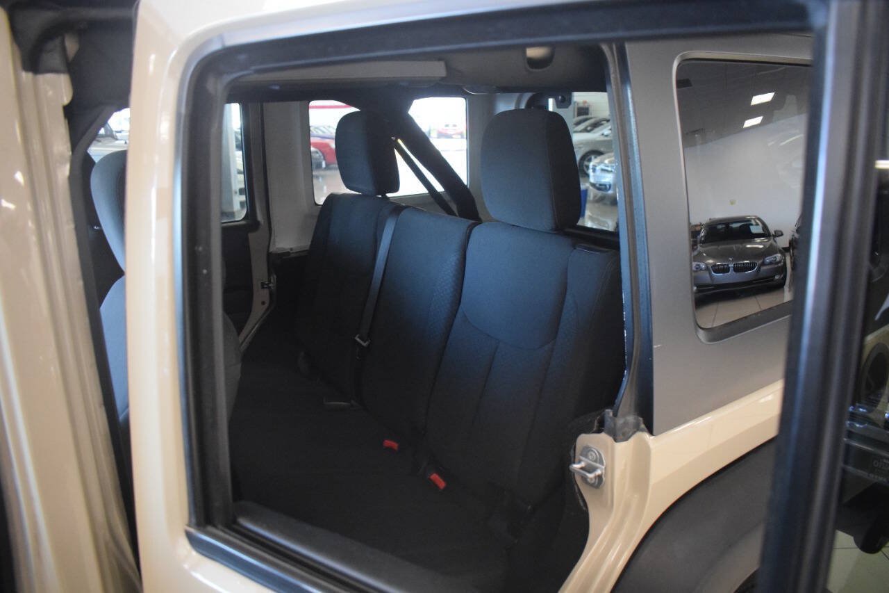Used 2016 Jeep Wrangler Unlimited Sport w/ Quick Order Package 24S AWD/4WD image 23