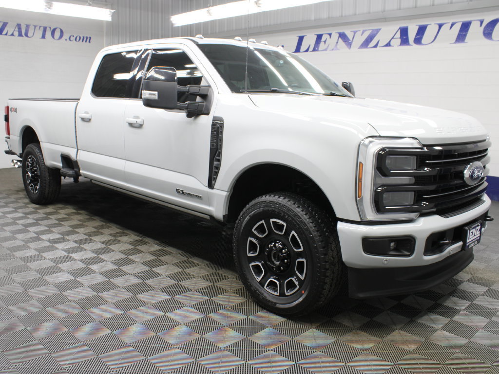 Used 2026 Ford F250 Platinum AWD/4WD image 3