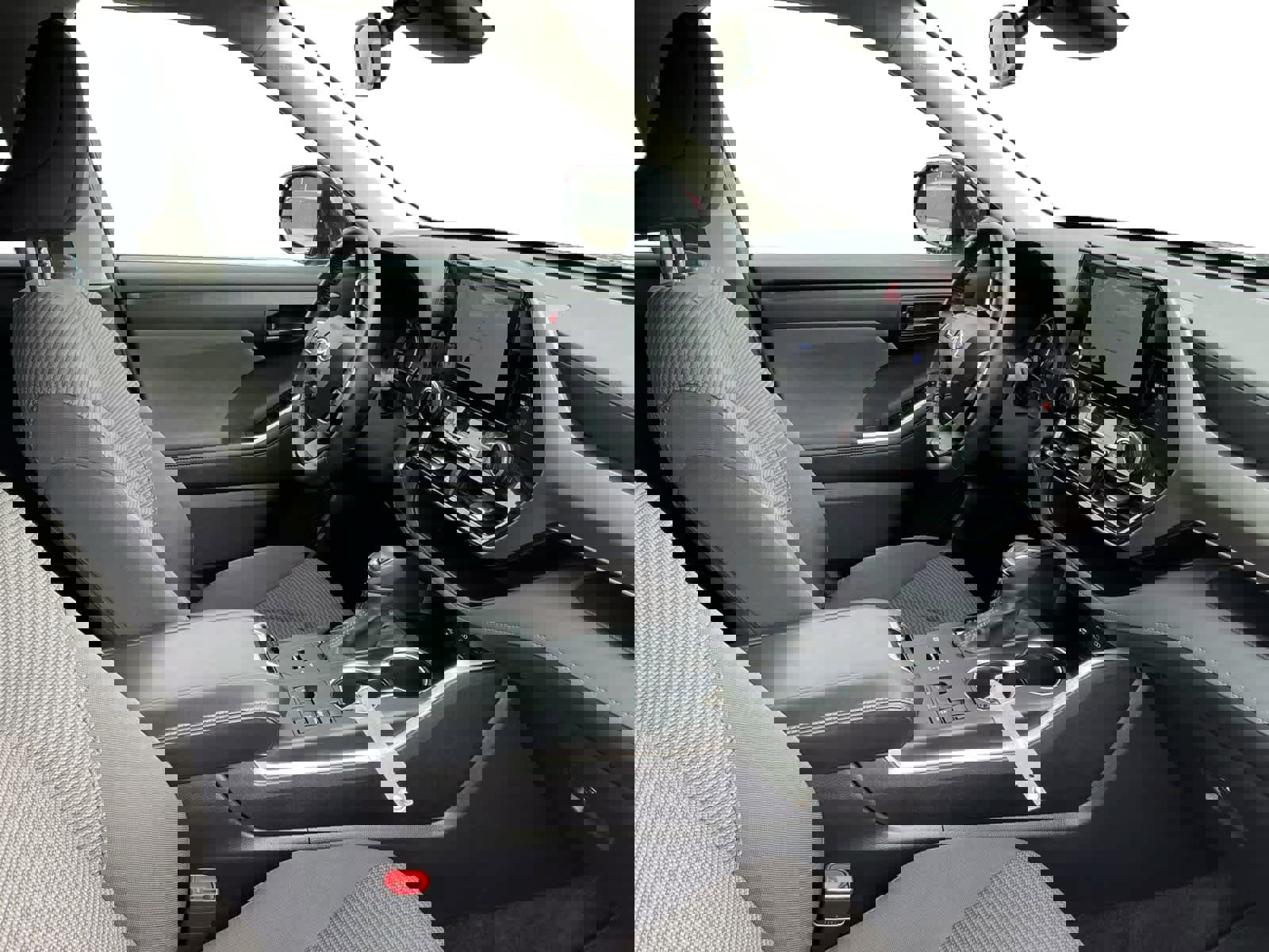 Used 2023 Toyota Highlander LE image 14