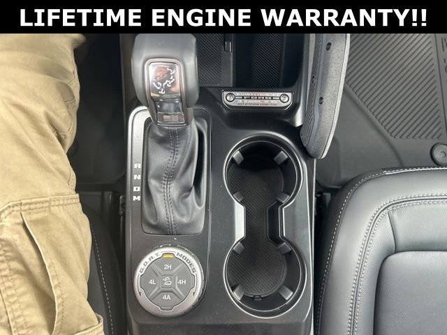 New 2025 Ford Bronco Outer Banks w/ Sasquatch Package image 37