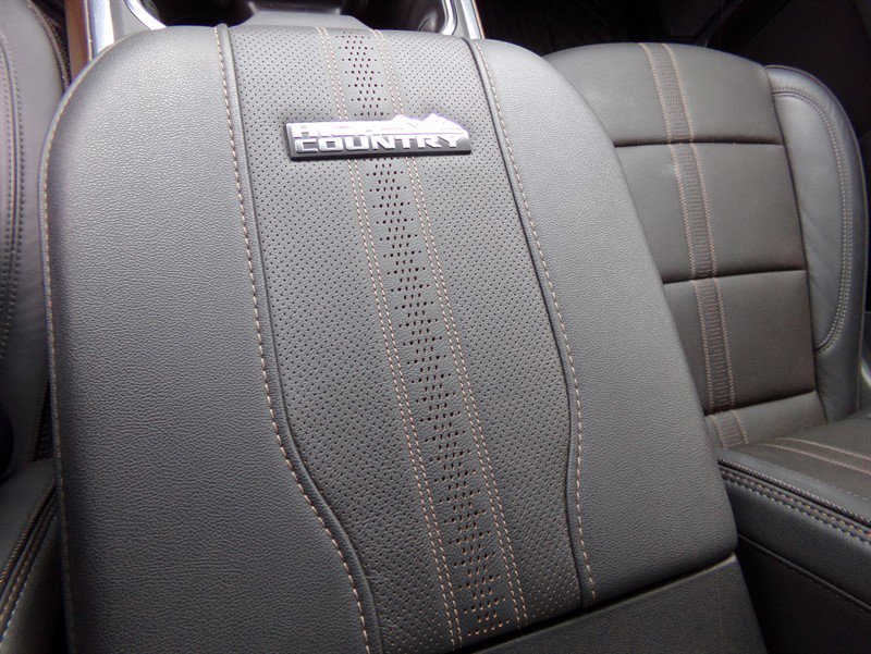 Used 2024 Chevrolet Silverado 2500 High Country w/ High Country Premium Package image 59