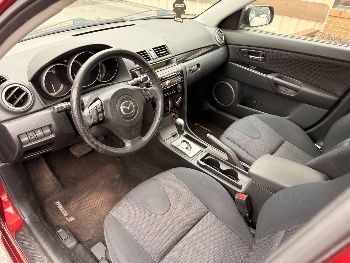 Used 2009 MAZDA MAZDA3 s Touring FWD image 9
