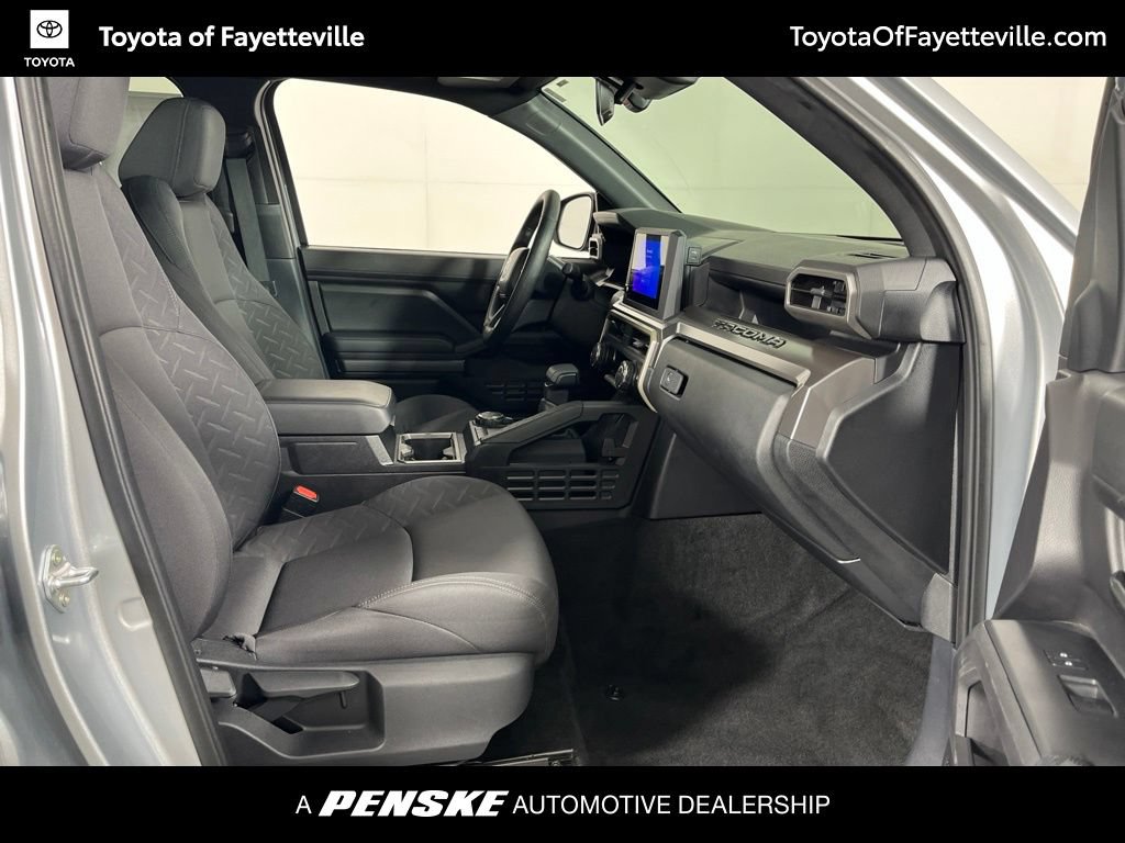 Certified 2024 Toyota Tacoma SR5 AWD/4WD image 4