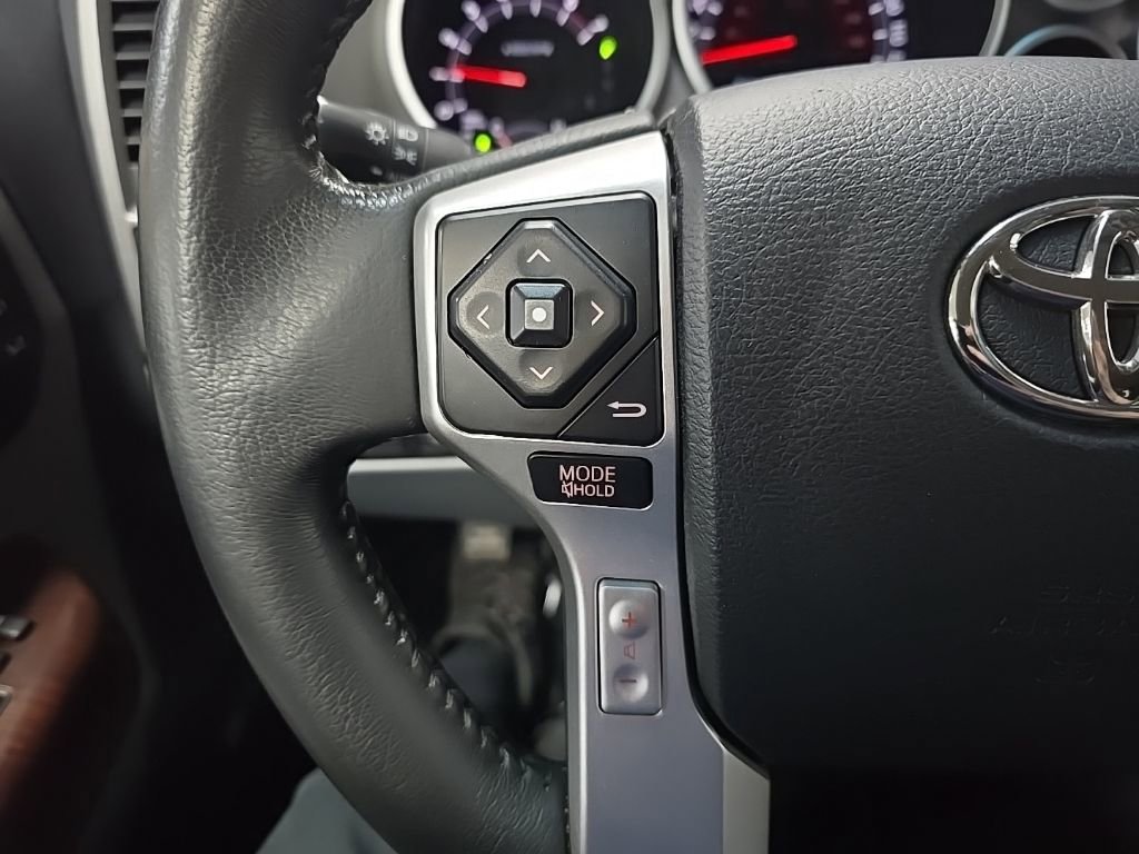 Used 2016 Toyota Sequoia Platinum image 20