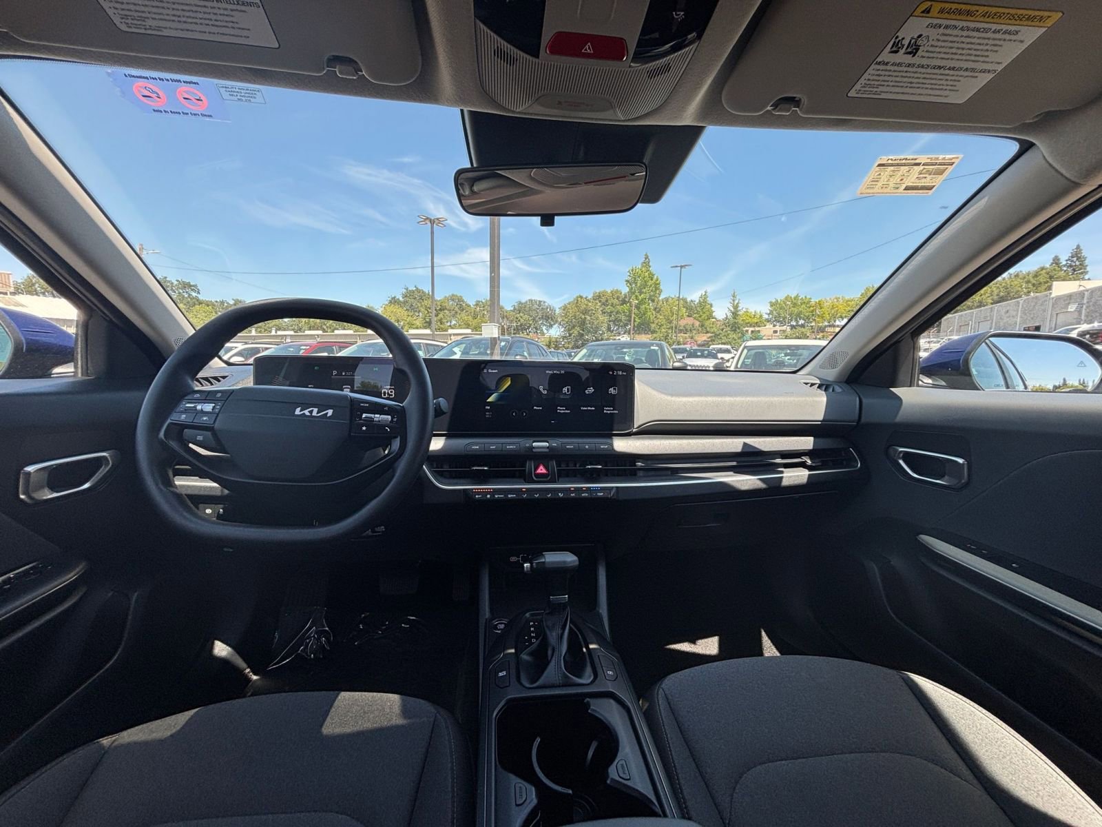 Used 2025 Kia K4 FWD image 32