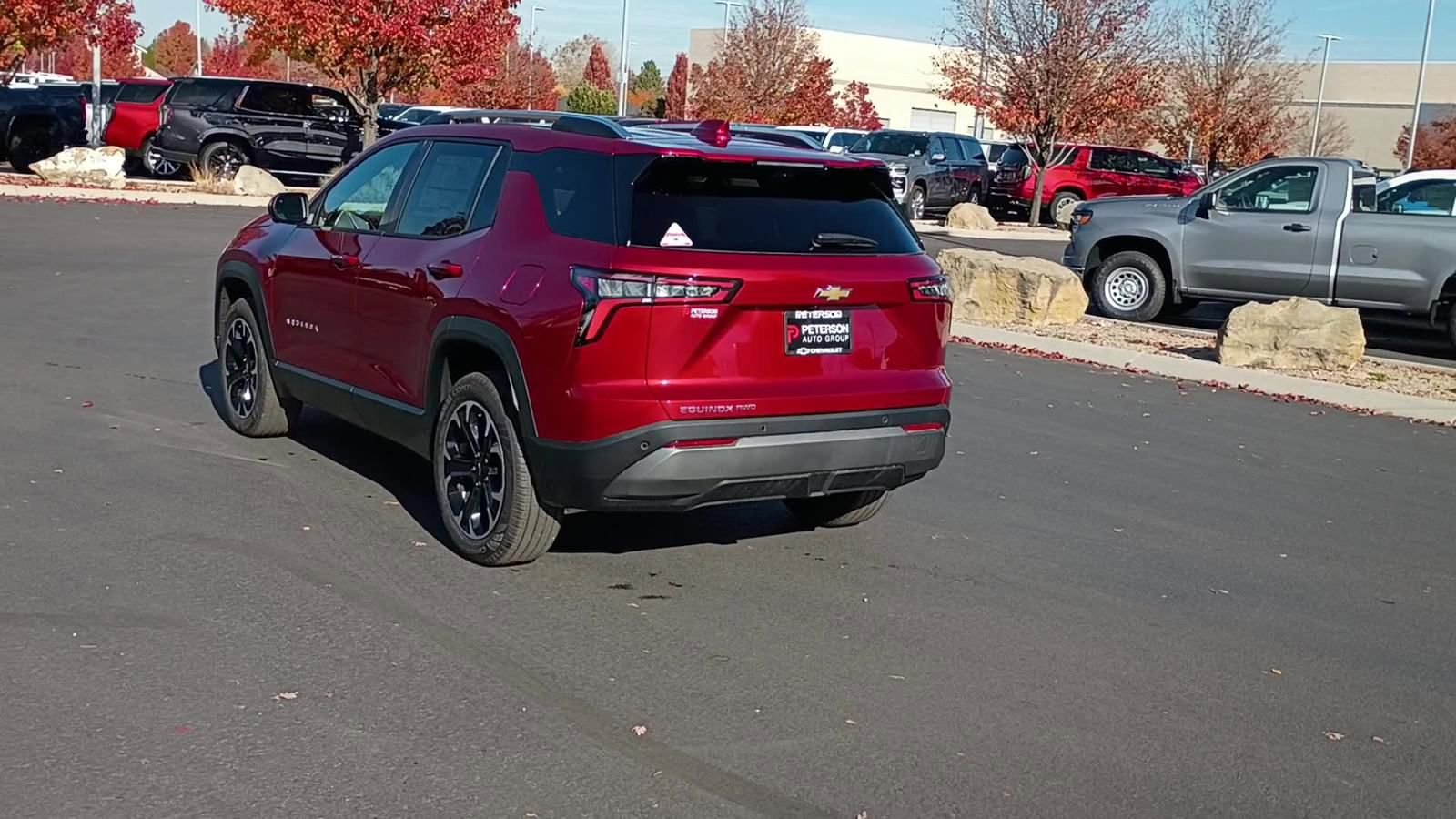 New 2026 Chevrolet Equinox LT image 2