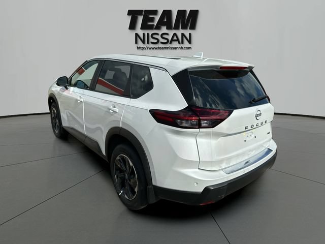 Certified 2025 Nissan Rogue SV AWD/4WD image 5
