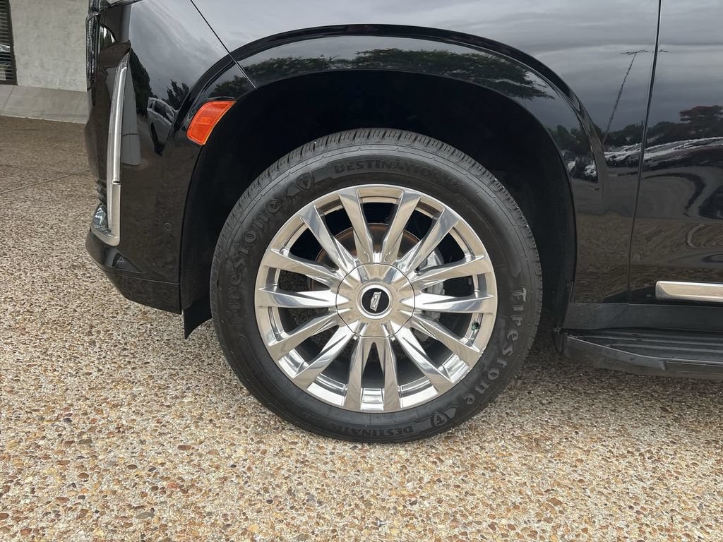 Certified 2022 Cadillac Escalade Premium Luxury AWD/4WD image 34